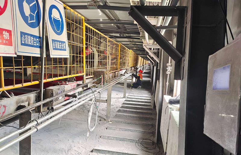 立昂商貿(mào)、巨龍銅業(yè) 高精度皮帶秤.jpg